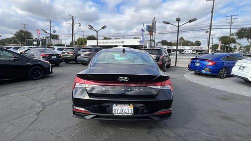 2022 Hyundai ELANTRA SEL
