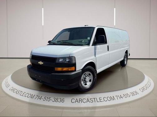 Summit White 2019 Chevrolet Express 3500 Work Van