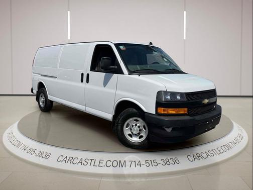 Summit White 2019 Chevrolet Express 3500 Work Van