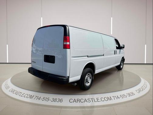 Summit White 2019 Chevrolet Express 3500 Work Van