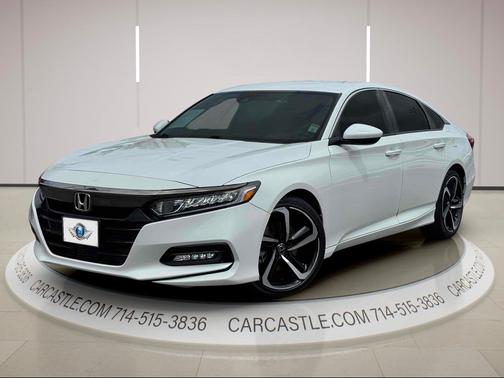 Platinum White Pearl 2018 Honda Accord Sport