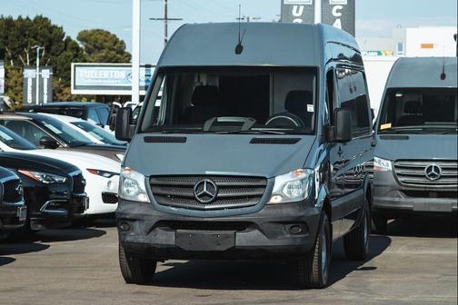 2018 Mercedes-Benz Sprinter 2500 Standard Roof