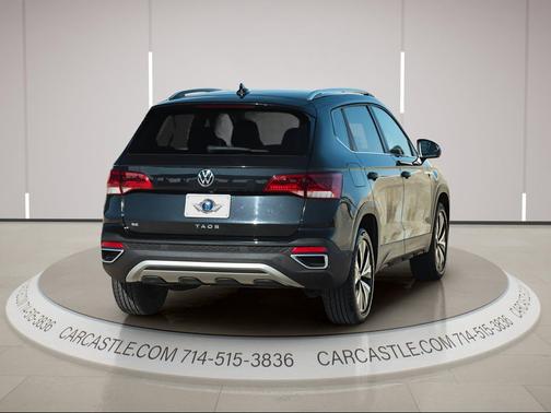 Deep Black Pearl 2022 Volkswagen Taos 1.5T SE