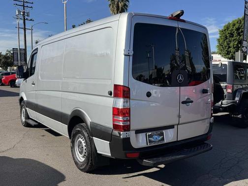 2018 Mercedes-Benz Sprinter 2500 Standard Roof