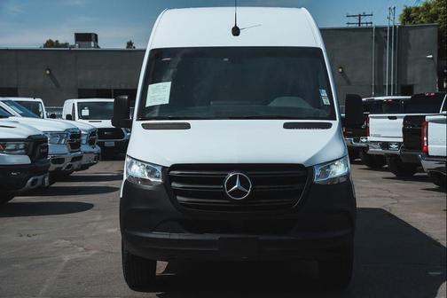 Arctic White 2020 Mercedes-Benz Sprinter 2500 High Roof
