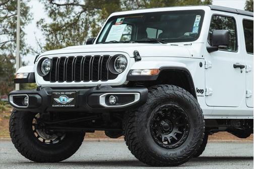 2024 Jeep Gladiator Sport S