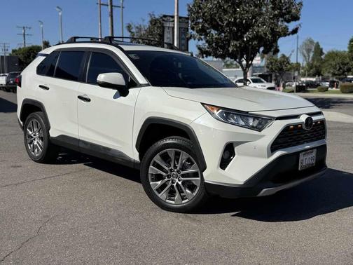 2019 Toyota RAV4 Limited