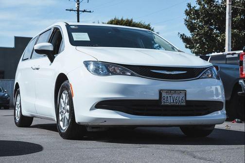 2017 Chrysler Pacifica Touring