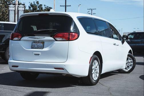 2017 Chrysler Pacifica Touring