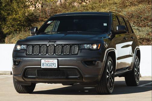2017 Jeep Grand Cherokee Altitude