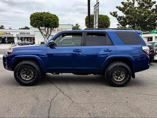Nautical Blue Pearl 2014 Toyota 4Runner SR5