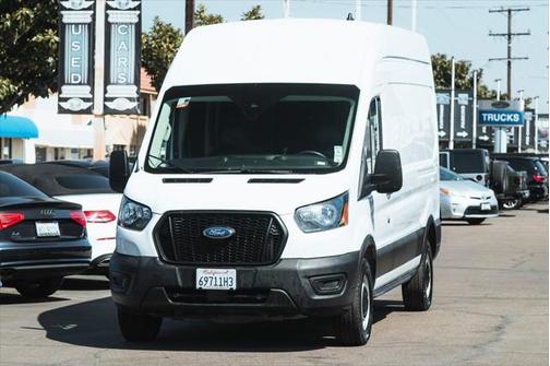 2022 Ford Transit-250 Base