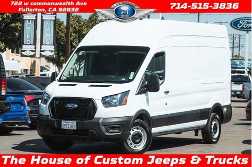 2022 Ford Transit-250 Base