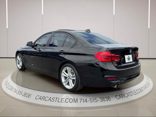 Black Sapphire Metallic 2017 BMW 320 i
