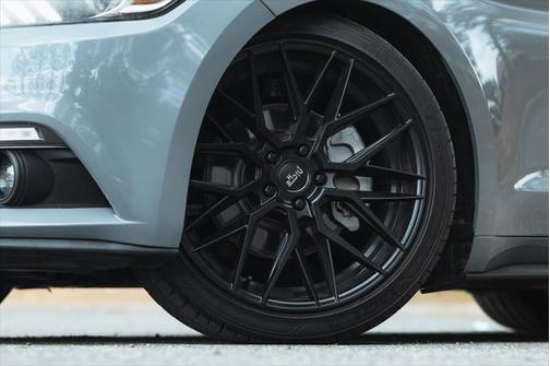 2016 Ford Mustang EcoBoost Premium