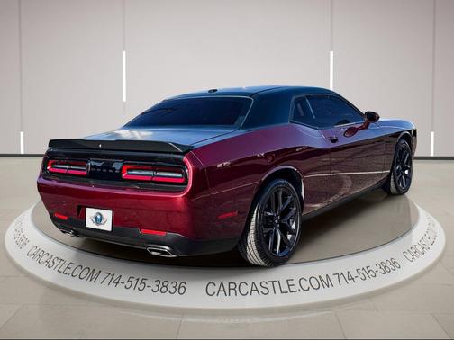 Octane Red Pearlcoat 2020 Dodge Challenger SXT