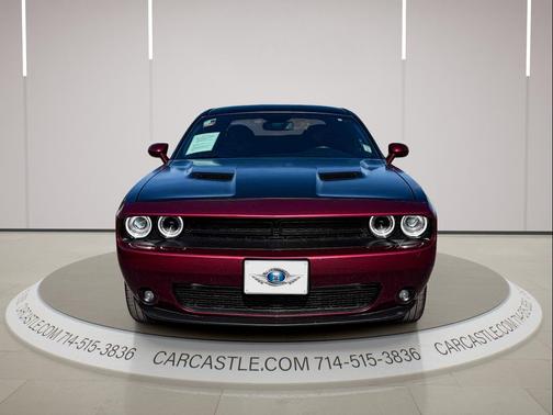 Octane Red Pearlcoat 2020 Dodge Challenger SXT