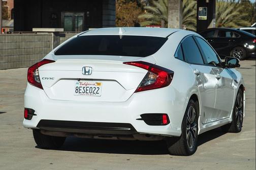 2018 Honda Civic EX-L