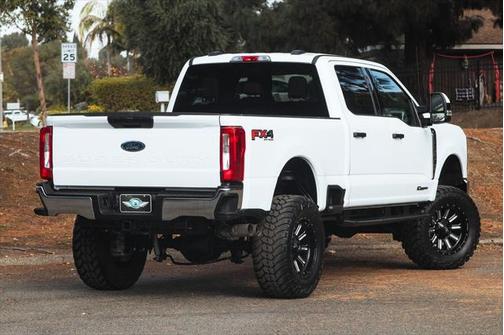 2023 Ford F-250 XLT