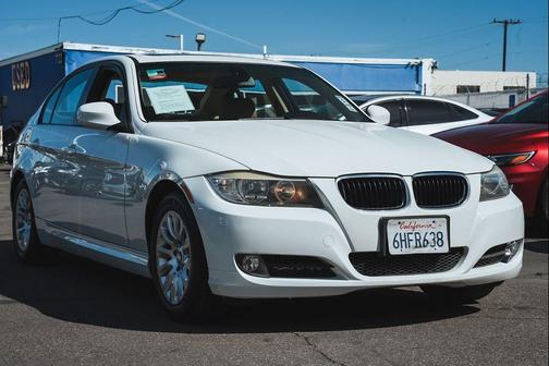 Alpine White 2009 BMW 328 328i