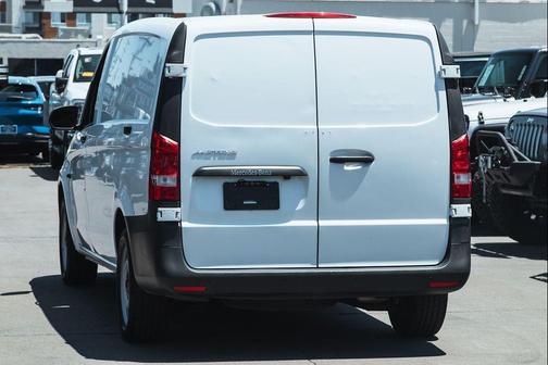 2019 Mercedes-Benz Metris Base