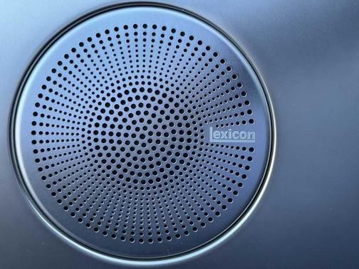 2021 Genesis G70 2.0T RWD