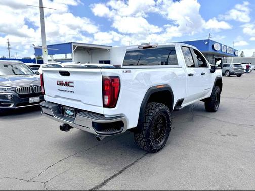 Summit White 2024 GMC Sierra 2500 Pro