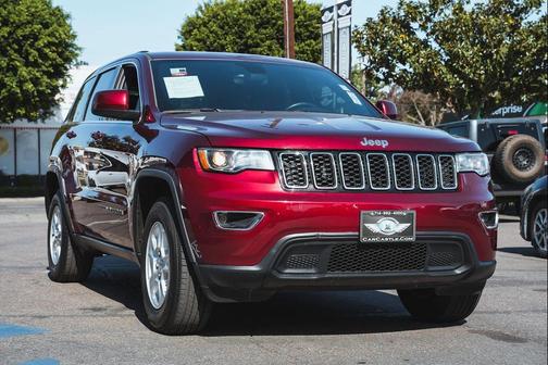 2017 Jeep Grand Cherokee Laredo