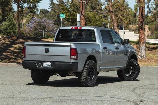 2024 RAM 1500 Classic Warlock Crew Cab 4x2 5'7' Box