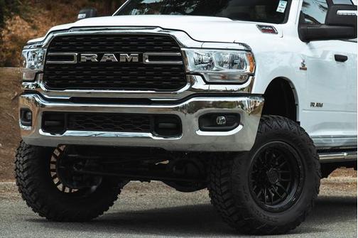 2023 RAM 2500 Big Horn Crew Cab 4x4 6'4' Box