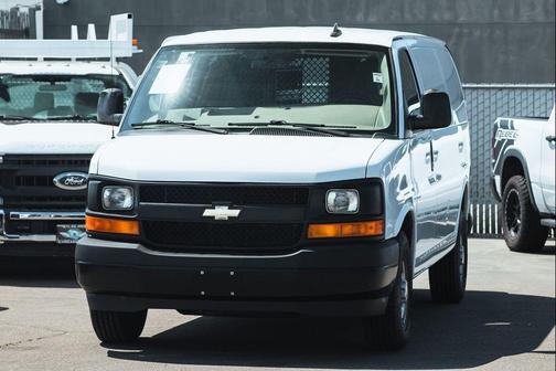 2017 Chevrolet Express 2500 Work Van