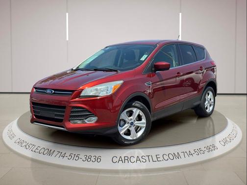 Sunset 2016 Ford Escape SE