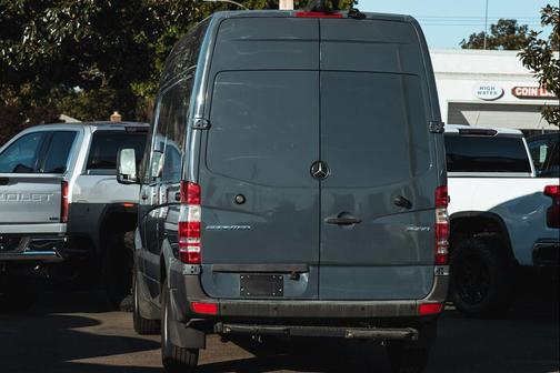 2018 Mercedes-Benz Sprinter 2500 Standard Roof