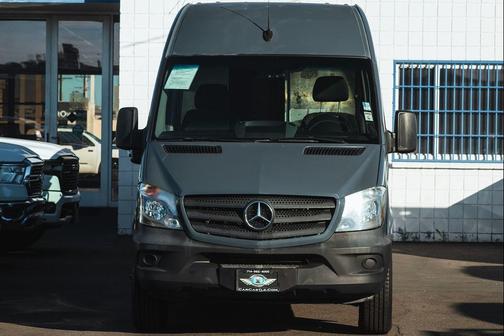 2018 Mercedes-Benz Sprinter 2500 Standard Roof