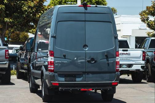 2018 Mercedes-Benz Sprinter 2500 Standard Roof