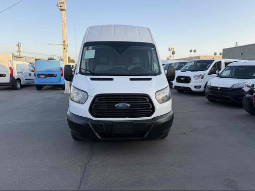 Oxford White 2019 Ford Transit-250 Base