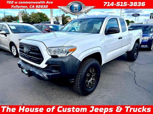 2019 Toyota Tacoma SR