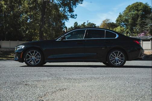 2019 BMW 330 330i