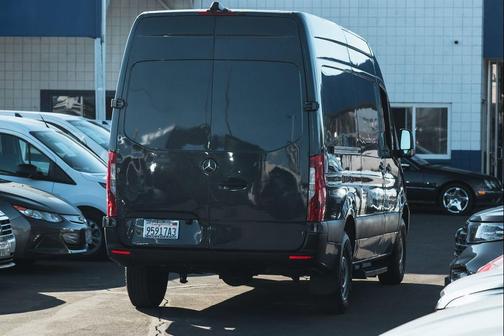 2019 Mercedes-Benz Sprinter 2500 High Roof
