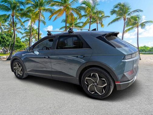 2024 Hyundai IONIQ 5 SE