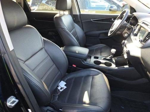 2019 Kia Sorento LX V6
