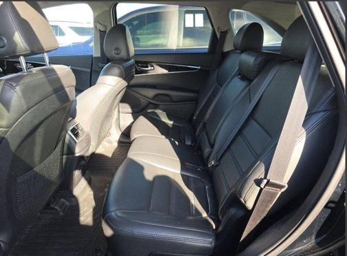 2019 Kia Sorento LX V6