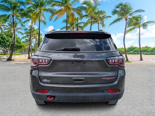 Granite Crystal Clearcoat Metallic 2019 Jeep Compass Trailhawk