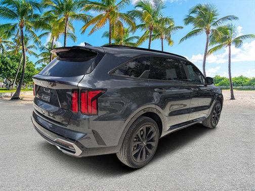 2022 Kia Sorento SX