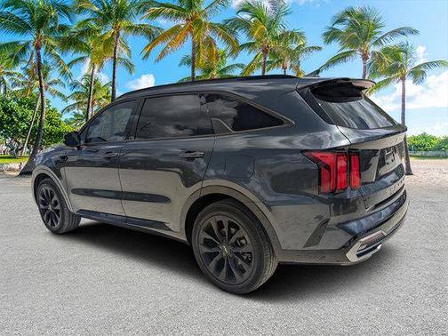 2022 Kia Sorento SX
