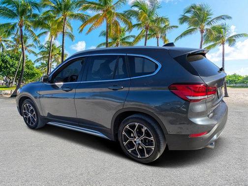 2022 BMW X1 sDrive28i