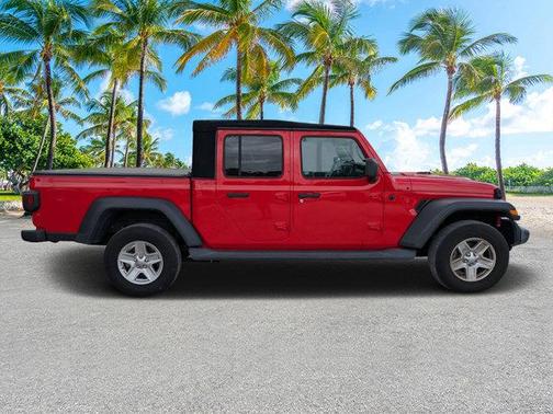 2020 Jeep Gladiator Sport