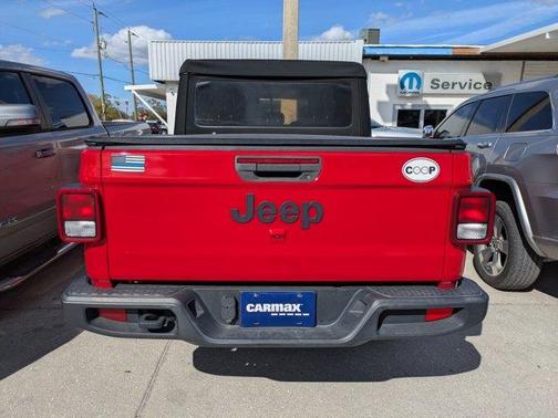 2020 Jeep Gladiator Sport