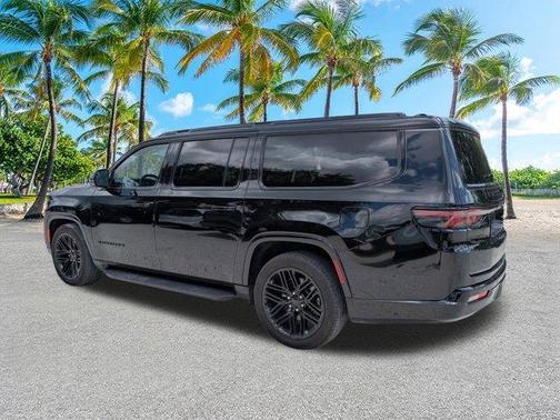 Diamond Black 2024 Jeep Wagoneer L Series II