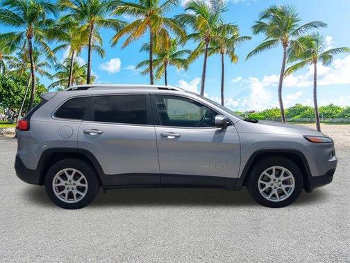 2018 Jeep Cherokee Latitude Plus